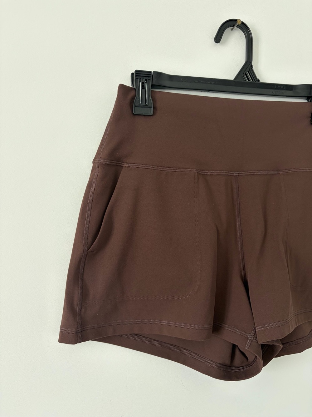 CRZ Yoga Butterlift Linerless 3in Yoga Workout Shorts Hot Chocolate Brown NWT M - Picture 2 of 5